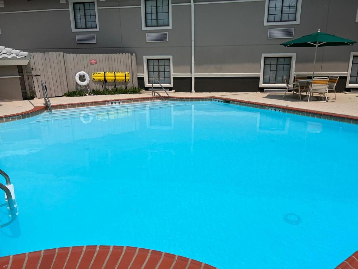 La Quinta Inn Lexington-Horse Park Zewnętrze zdjęcie