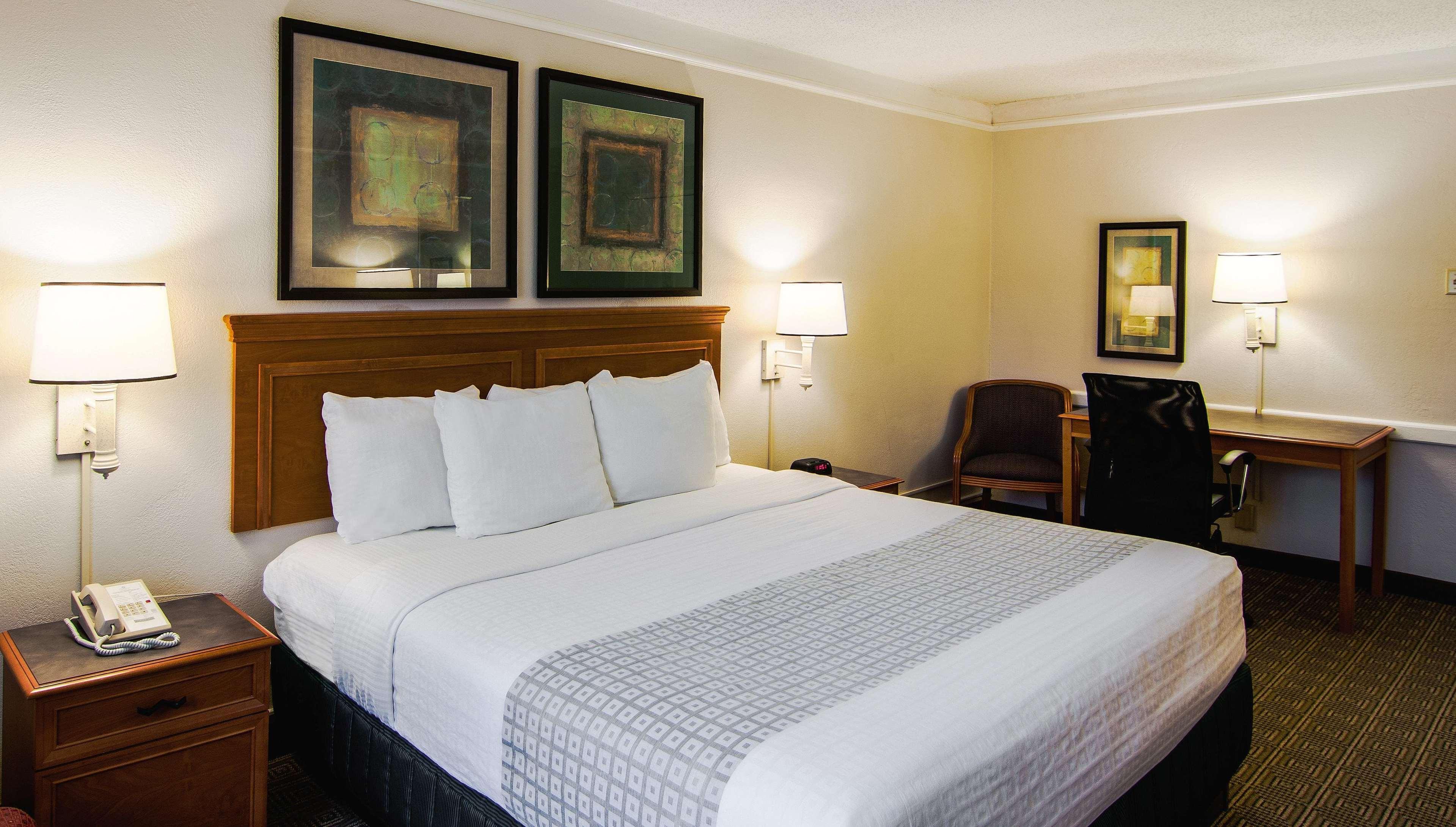 La Quinta Inn Lexington-Horse Park Zewnętrze zdjęcie
